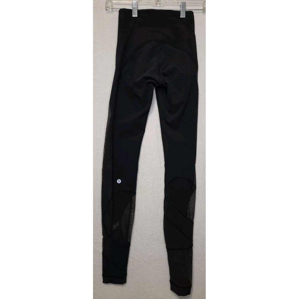 Lululemon Black Leggings Mesh Panels Size 2 Athletic Casual Comfort Athleisure